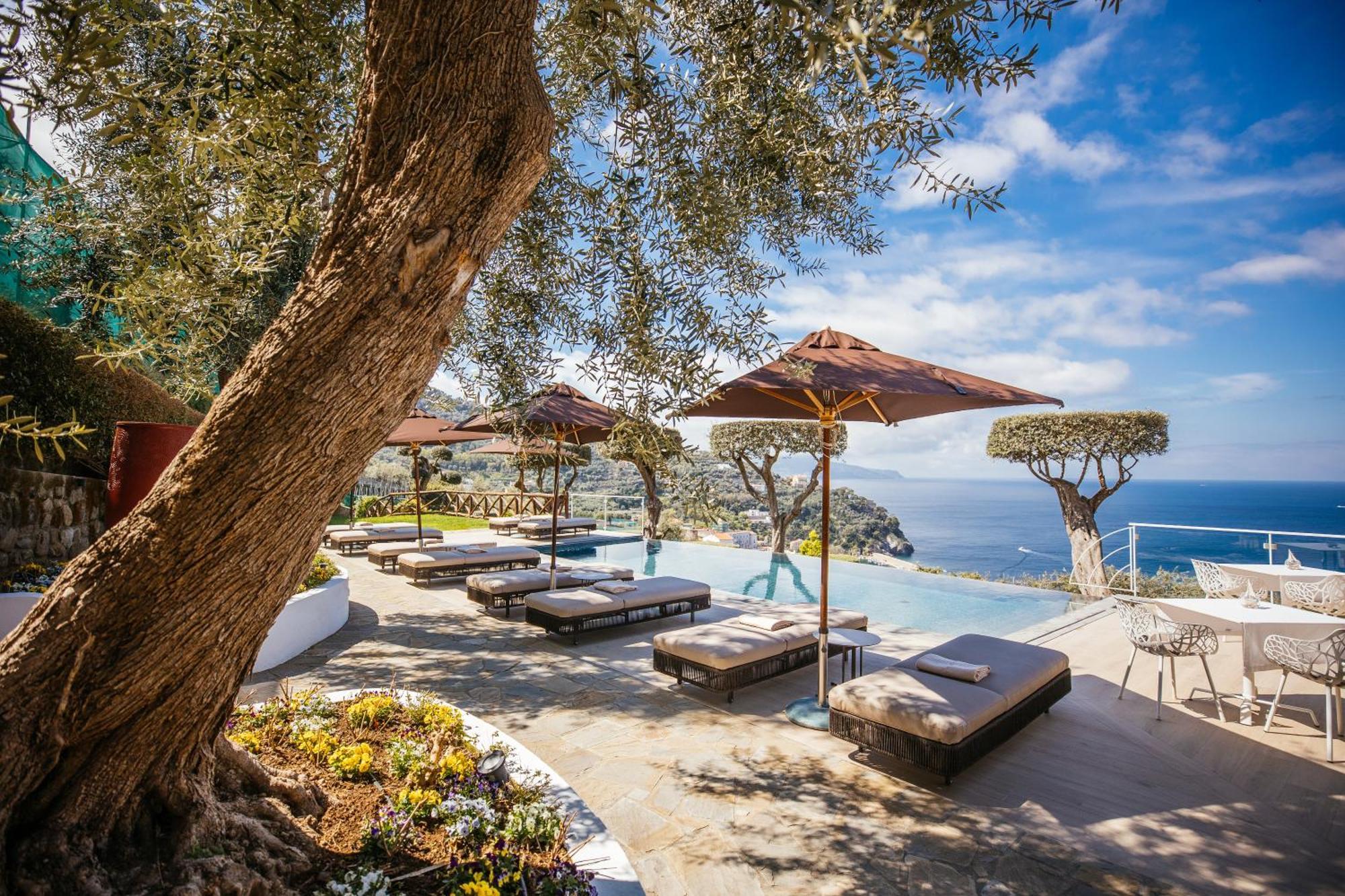 Villa Fiorella Art Hotel Massa Lubrense Exterior photo